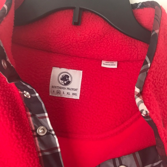 Southern Proper Red Pullover (M) - Picture 3 of 5